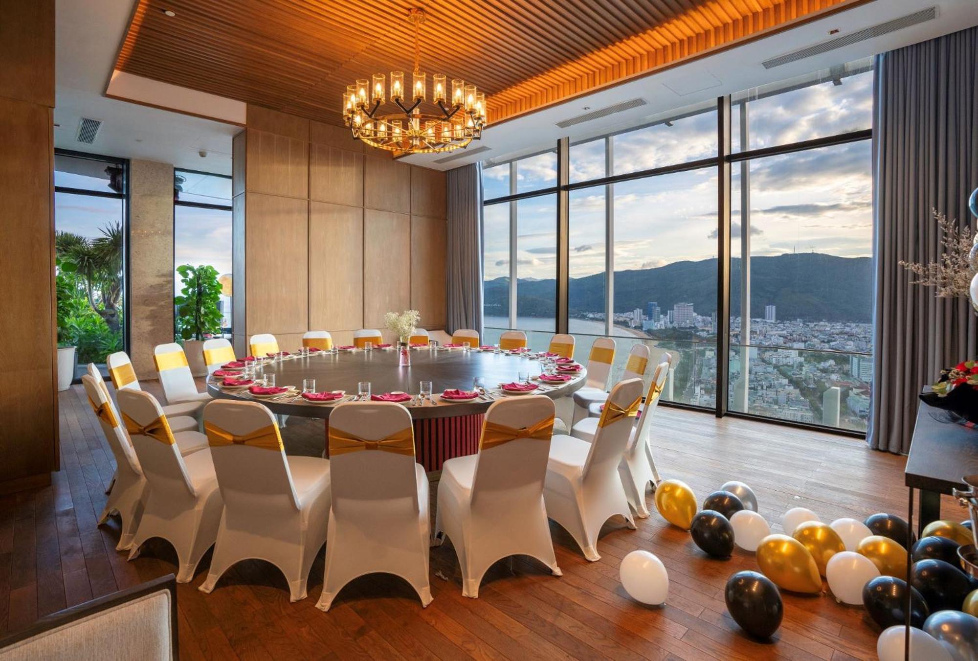 Grand Hyams Hotel - Quy Nhon Beach Buitenkant foto